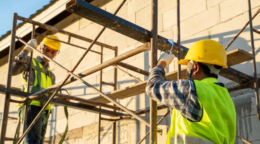 Professional gutter cleaning in Shiocton, WI